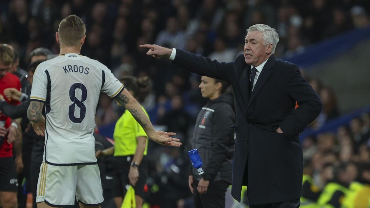Real Madrid : Carlo Ancelotti en remet une couche sur le futur de Luka Modric et Toni Kroos