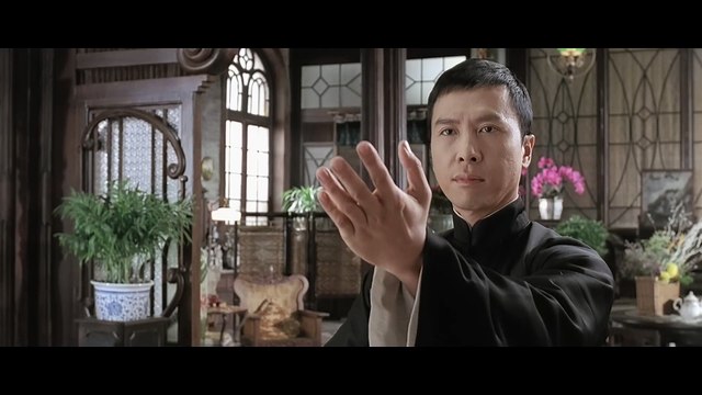 Donnie Yen punished a rude martial arts master in his home Ip Man (2008)