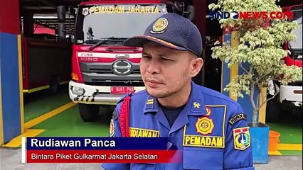 Selang BBM Bocor, Angkot Jurusan Ciputat-Kebayoran Lama Terbakar