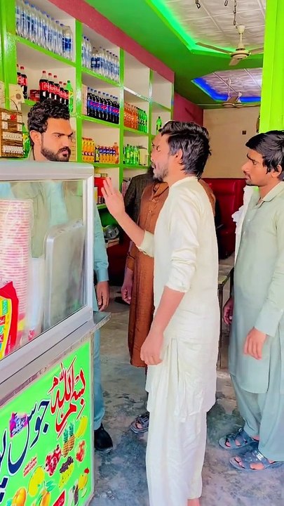 Free ka Juice  Plan to Acha Tha Magar Phans Gaye Khizar Omer Funny Video