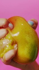 potong kuku mu jika tidak ingin seperti wanita ini