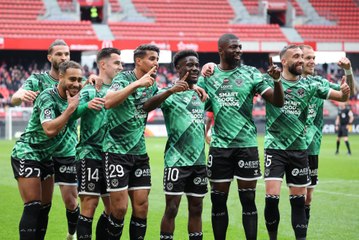 Ligue 2 : Les Verts virtuellement deuxièmes après leur succès à VA