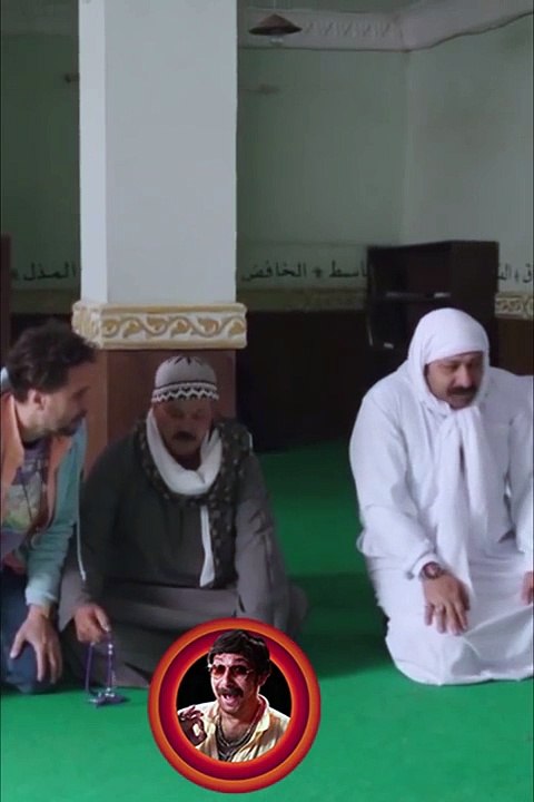 الوحيد اللي بيصلي العصر 6 ركعات في الاسلام _ محمد ثروت من مسلسل اللعبة الجزء الثالت