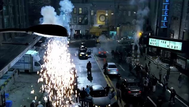 Hellboy II : Les Légions d'or maudites Bande-annonce (EN)