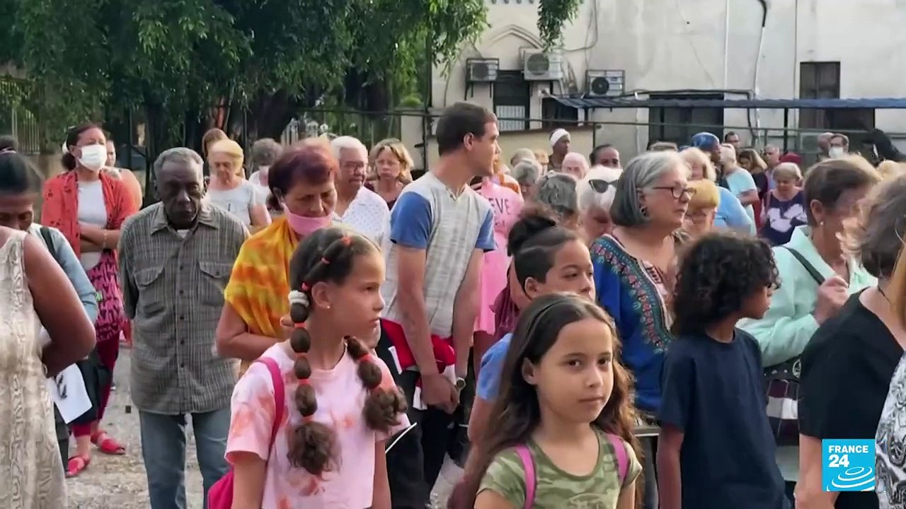 Católicos de América Latina conmemoran la Semana Santa en medio de crisis políticas y económicas