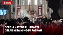 Ratusan Jemaat Misa Minggu Paskah Mulai Memasuki Gereja Katedral Jakarta
