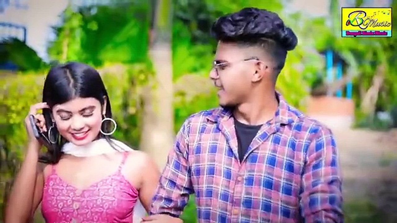 খুব বেশি দুঃখের গান একা শুনুন _ Mone Pore Tomar Kotha _ New Bangla Sad Song 2022 #Saraswati Banerjee