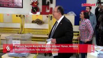 YSK Başkanı Ahmet Yener oyunu kullandı