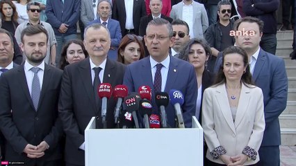 Özgür Özel oyunu kullandı