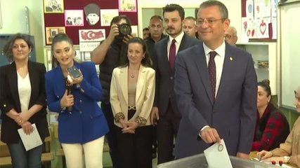 Özgür Özel oyunu kullandı