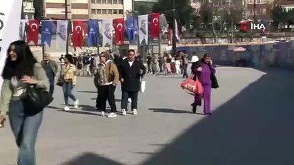 Önce sandık başına ardından Adalar'a gittiler