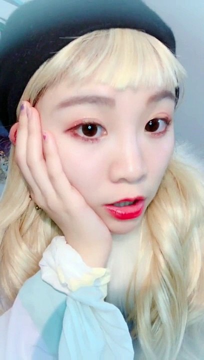 下面由在韩国上学的小姐姐 为大家模仿三流之路的经典韩语撒娇片段~
