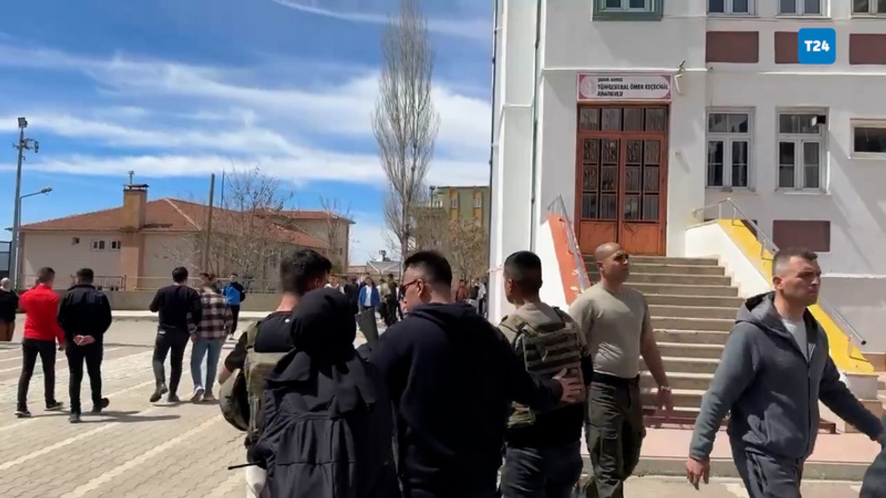 DEM Partili İrmez'den Şırnak'ta taşımalı seçmen isyanı: İktidar, asker ve polisle seçim sonuçlarını değiştirmeye çalışıyor