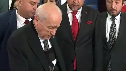 Bahçeli'nin yüzündeki morlukların sebebi belli oldu