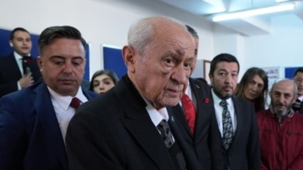 Devlet Bahçeli'nin yüzündeki morluklar dikkati çekti