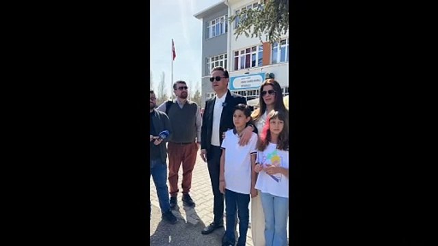 AKP'nin Eskişehir adayı Nebi Hatipoğlu'ndan gazetecilere azar: Ne çekiyorsun oğlum?