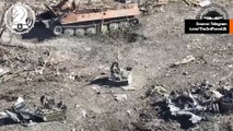 ウクライナ軍、カミカゼドローンでロシアのロボット車両を破壊