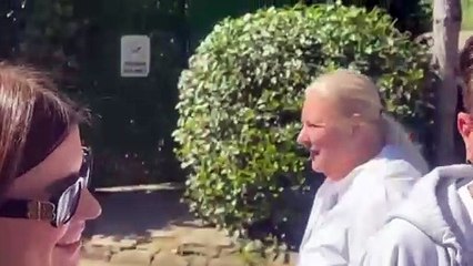 Beren Saat ve Kenan Doğulu çifti vatandaşlık görevlerini yerine getirerek oylarını kullandılar