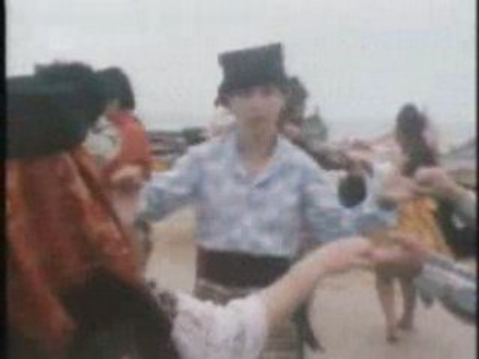 Tonicha - "Não Vás ao Mar Tónho"