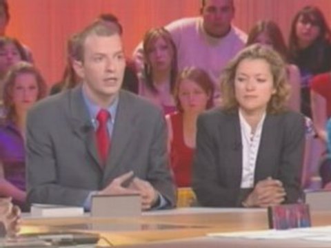 Zoé Breteau attaque Kouchner Sarkozy Yade