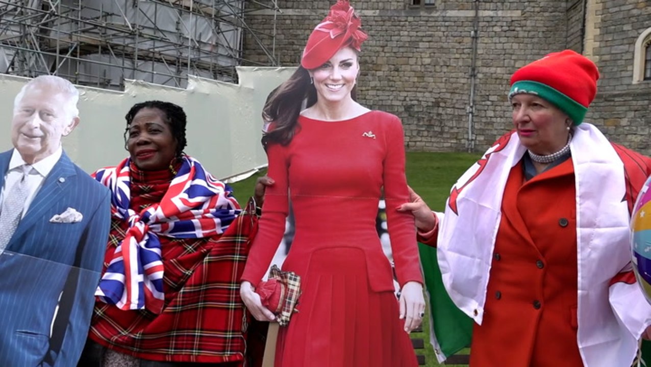 Royal enthusiasts elated to see King Charles at...