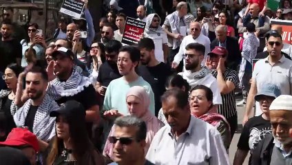 عرب إسرائيل يحيون ذكرى "يوم الأرض" مطالبين بوقف الحرب على غزة