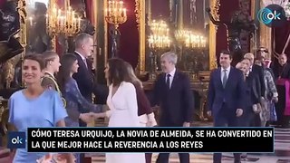 Cómo Teresa Urquijo, la novia de Almeida, se ha convertido en la que mejor hace la reverencia a los Reyes