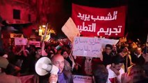 أكثر من ألف متظاهر في تونس يطالبون ب