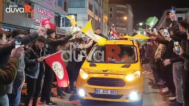 Seçim sonuçları sonrası sokağa inan halka polis saldırısı