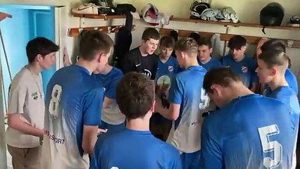 Célébration victoire ! ES Tourville / JS St Nicolas Béthune (coupe U18 le 30 mars 2024)