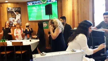 GRUPO DA SILVA : Por Camela ( en Sidrería Montera Picona )