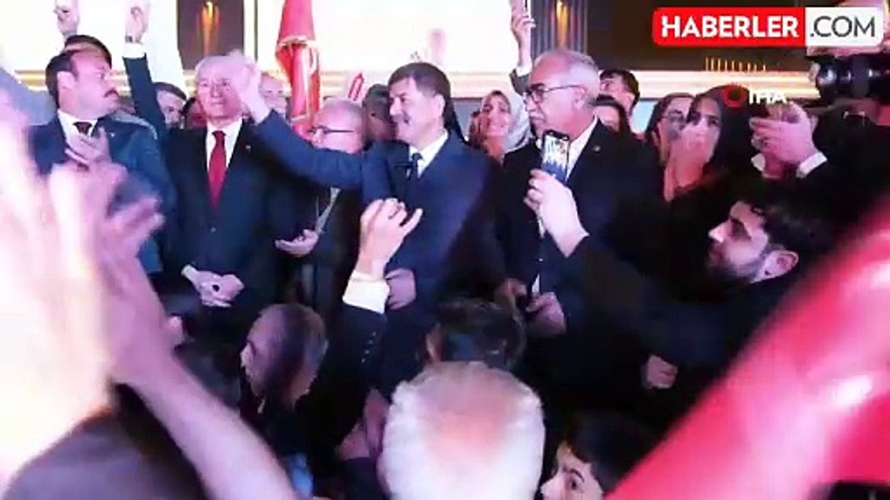 Erzincan Belediye Başkanlığını Cumhur İttifakı adayı Aksun kazandı