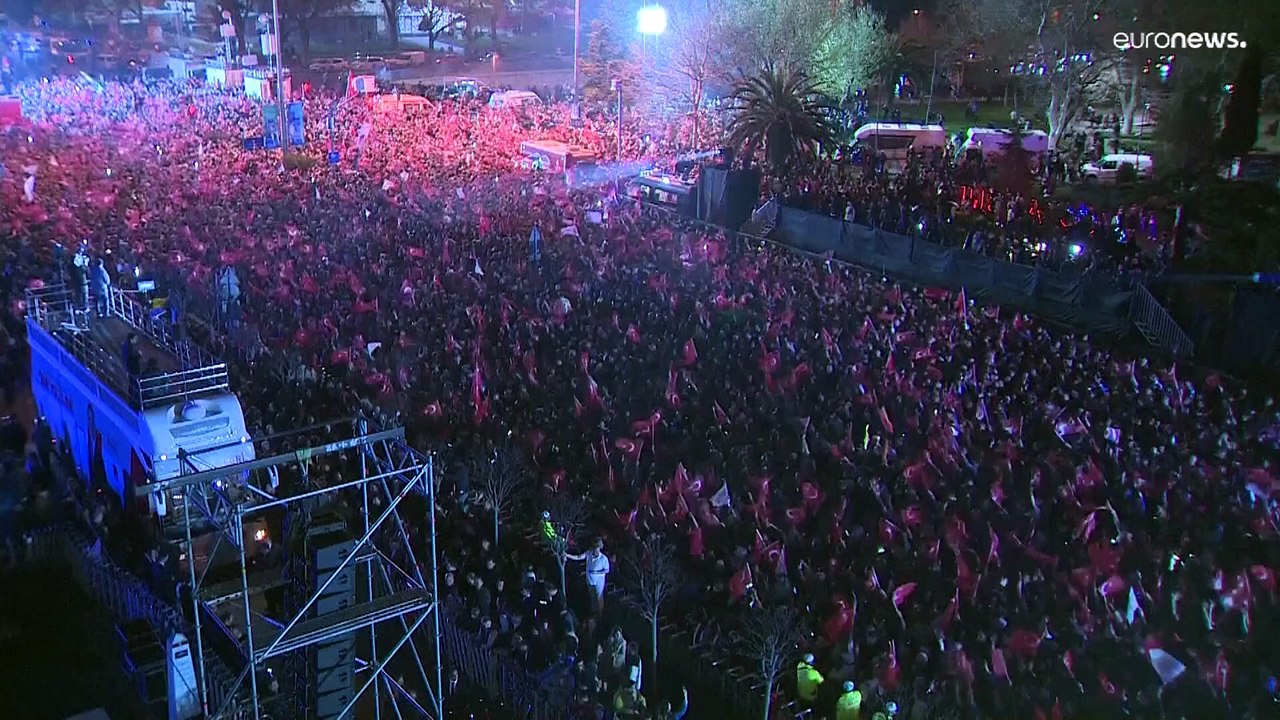 خسارة مدوية "للعدالة والتنمية" في الانتخابات البلدية.. وأردوغان يعلق: "سنصحح أخطاءنا ونحاسب أنفسنا"