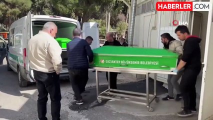Gaziantep'te otomobilin çarptığı motosikletteki genç hayatını kaybetti