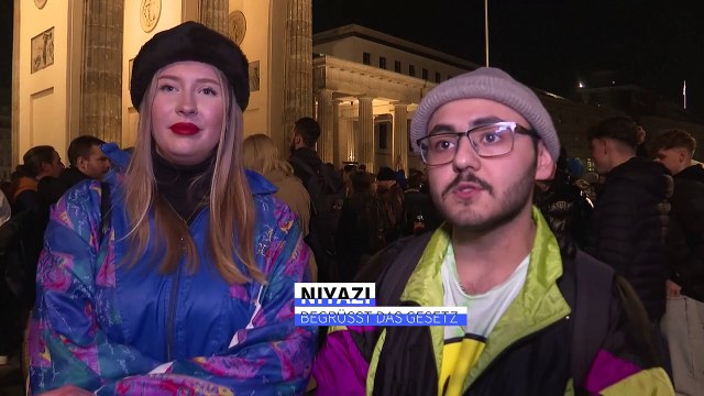 Großes Ankiffen am Brandenburger Tor