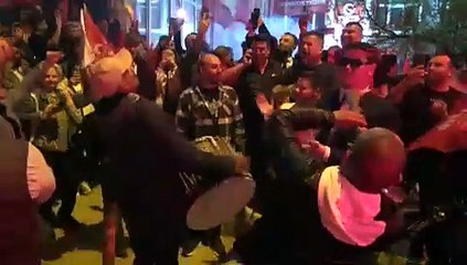 Edirne'nin ilk kadın başkanı için meşaleli kutlama