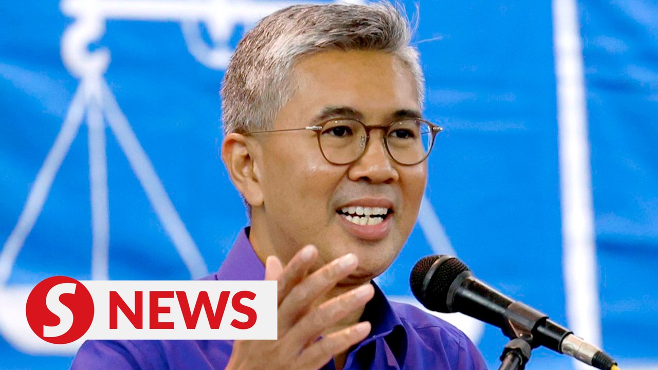 Tengku Zafrul resigns as Selangor Umno treasurer