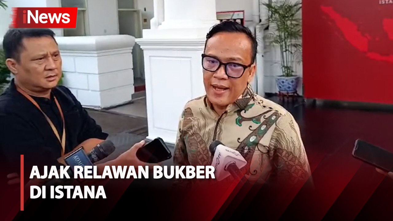 Jokowi Kumpulkan Relawan Bukber di Istana, Ebenezer: Yang Masih Tegak Lurus Beliau