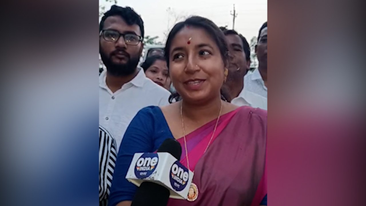 পর্যটক MP না ভূমিপুত্র, দার্জিলিংয়ে মানুষ কাকে চান ভোটেই দেখা যাবে: পাপিয়া ঘোষ  | Oneindia Bengali