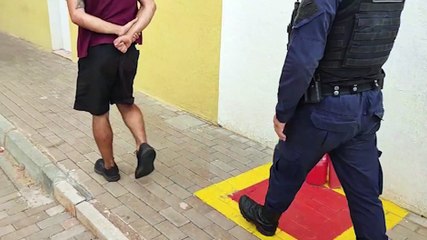 Segundou! Homem é detido após furtar litro de Jagermeister em supermercado