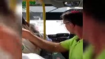 Şoför yolcularla tartıştı, hakaret edip otobüsü bırakıp gitti