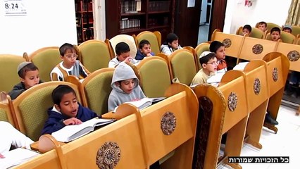 3 פסוקים אחרונים של ספר שמות מארי אהוד עטרי עם החבורה הקדושה ילדי תימן כולל לימוד הקריאה בתימנית.