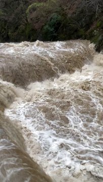 Lecco, maltempo: dopo la pioggia e il vento, ecco la grandine sulla Statale 36
