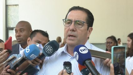 Candidatos presidenciales se refieren a la pérdida de inversión