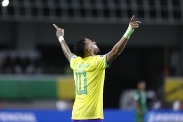 Neymar presence 'ignited the stadium' - Santos boss