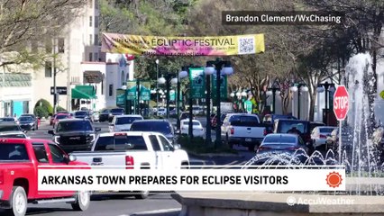 Arkansas town prepares for large influx of eclipse visitors