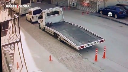Kapkaç yöntemiyle iki kadının çantasını çalan şüpheli yakalandı