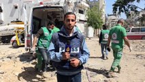 الجزيرة ترصد جمع جثامين الشهداء من الشوارع المحيطة بمجمع الشفاء الطبي بمدينة غزة