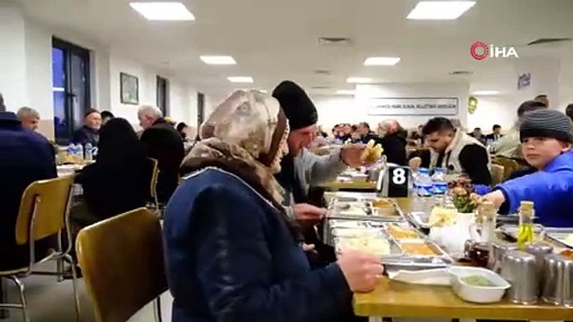 Şehit aileleri ve gazi yakınları için iftar yemeği düzenlendi