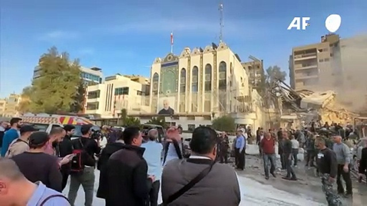 مقتل قياديين وعناصر في الحرس الثوري بضربة إسرائيلية للقنصلية الإيرانية بدمشق